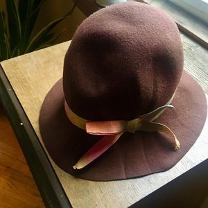 Stylish Italian wool hat